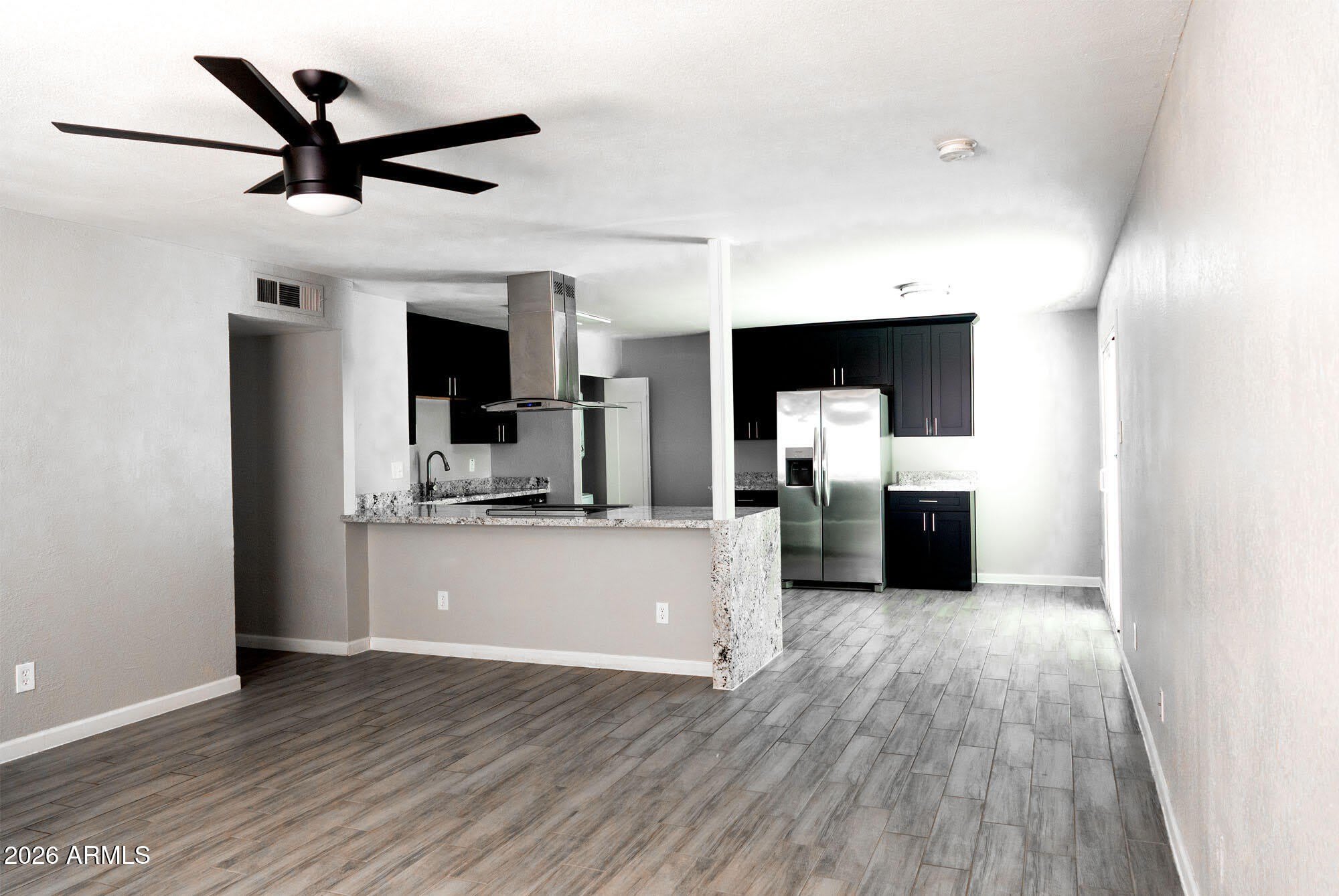 14650 N 54th Avenue – photo 3