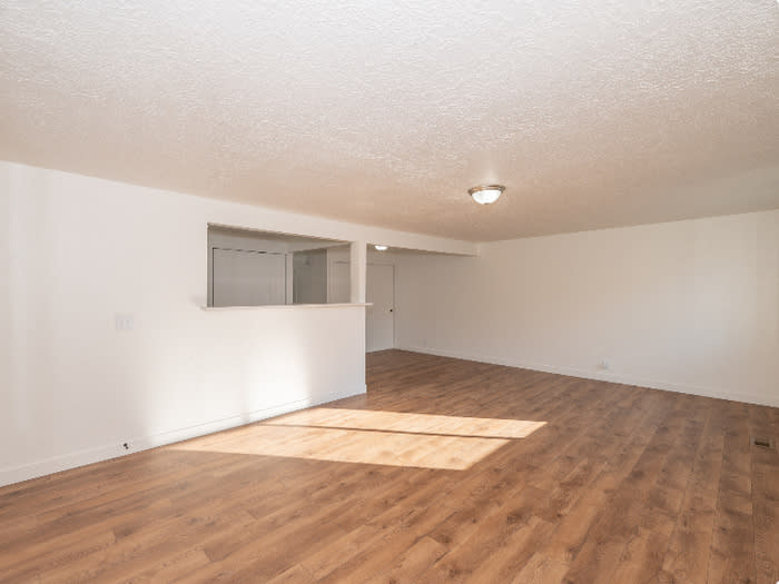 1143 West 4300 South – photo 2