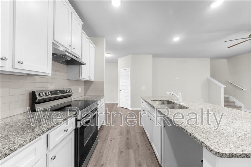 108 Peterson St NW – photo 5