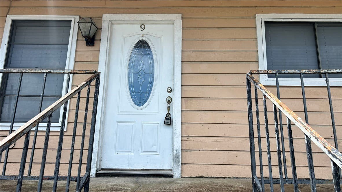 1004 Austin Street – photo 3