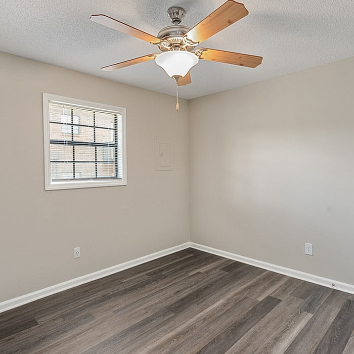 Brand New Three Bedroom Brick Home With Two Car Garage – photo 4