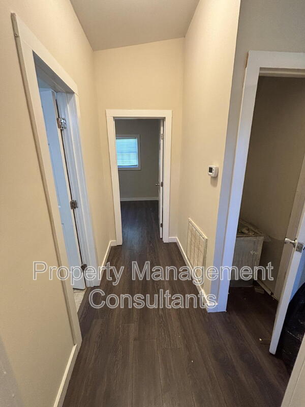 2212 Old Blue Spring Road Northwest – photo 4