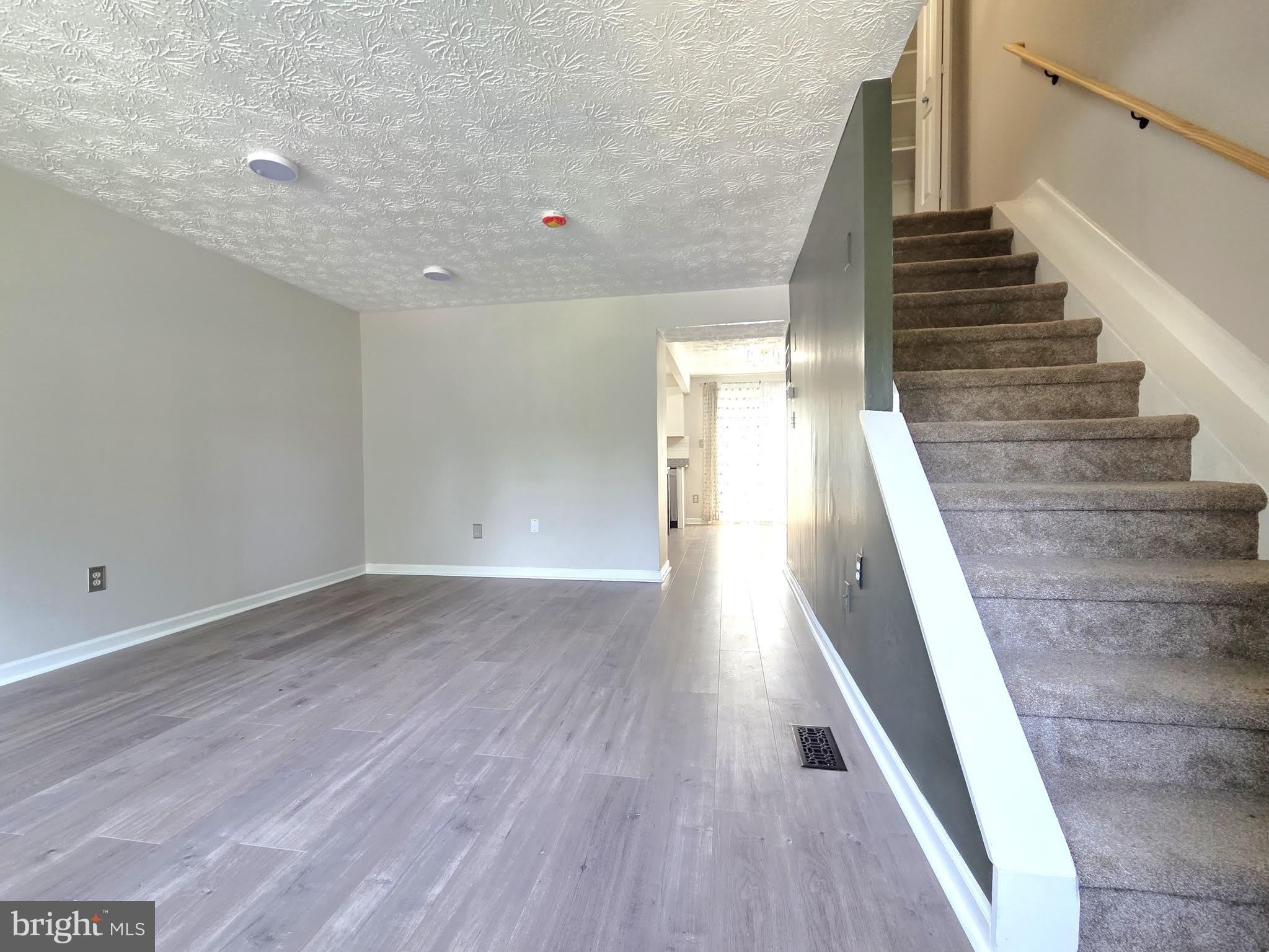945 REDFIELD Road – photo 4