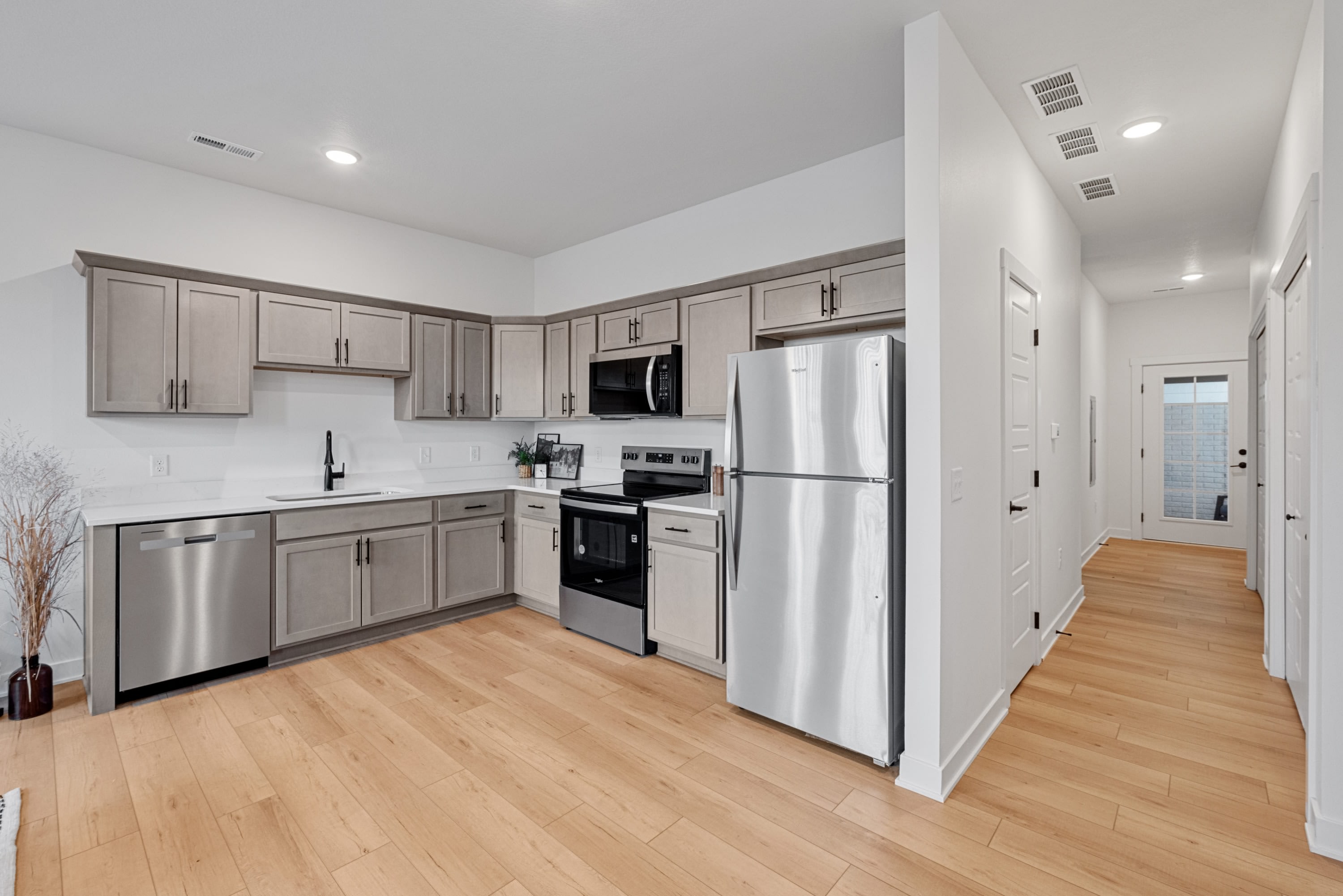 1115 Southwest 11th Street – photo 5