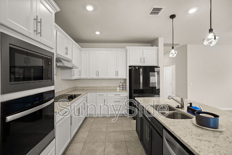 2715 Clear Night Ave – photo 5