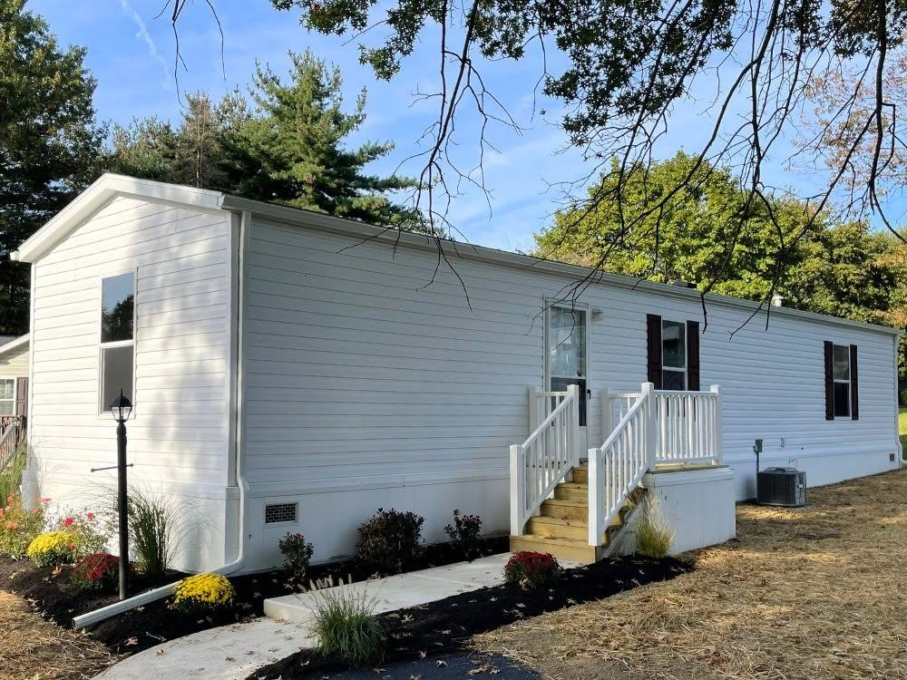 8880 Turkey Ridge Rd – photo 1