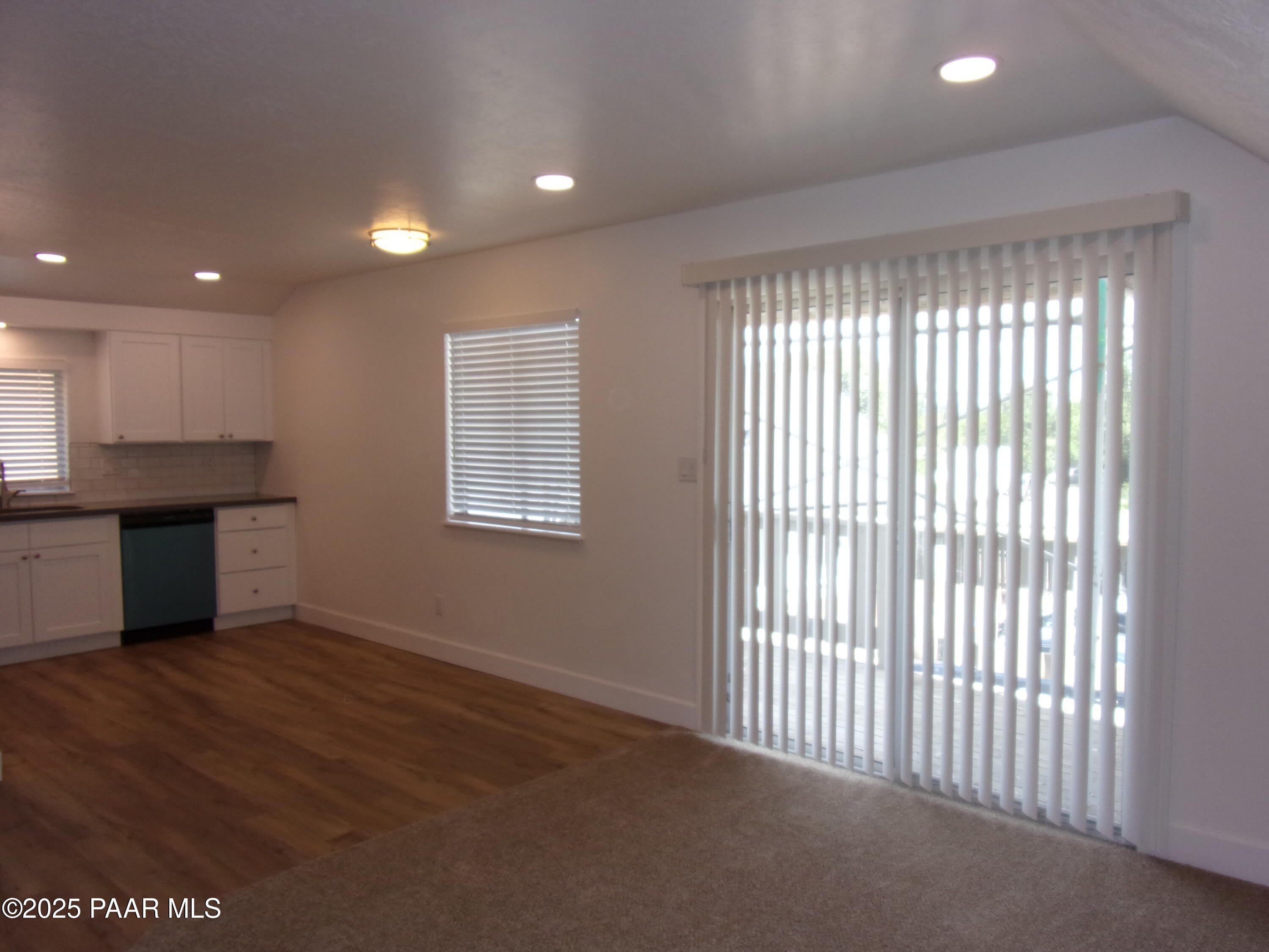 5280 E Diamond Drive – photo 4