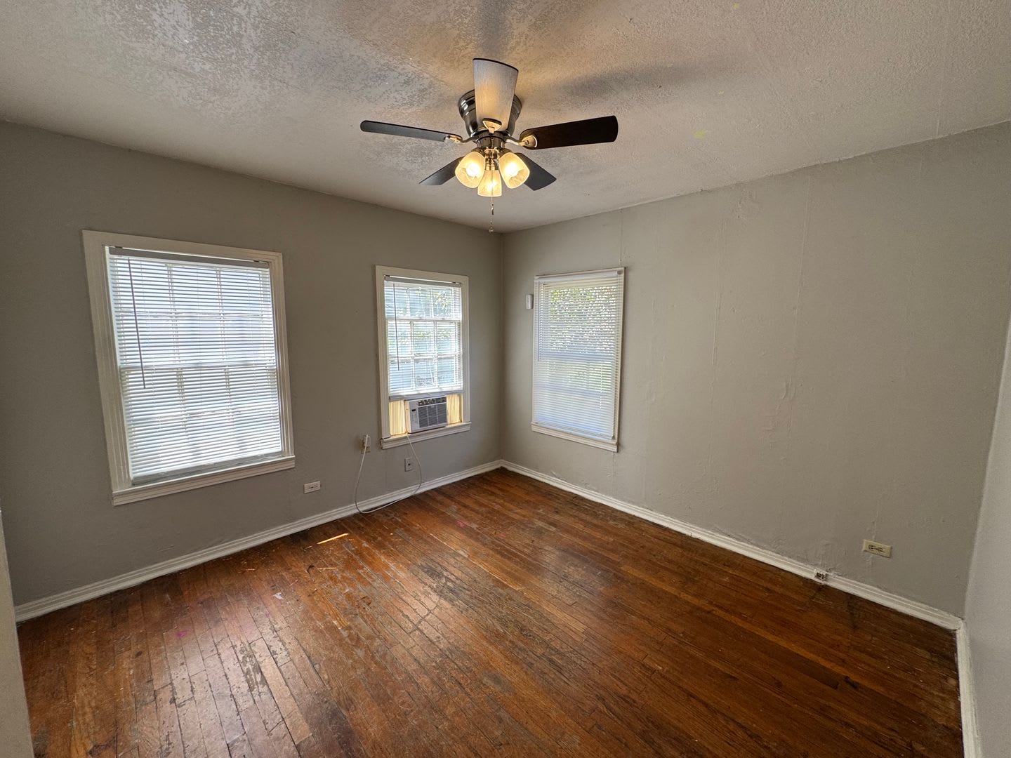 Cozy 2 bedroom in heart of Waco – photo 2