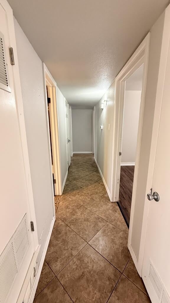 1506 E 37th St – photo 4