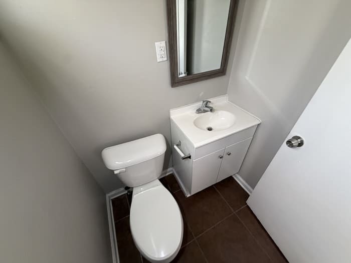 4479 Jamaica Avenue – photo 2