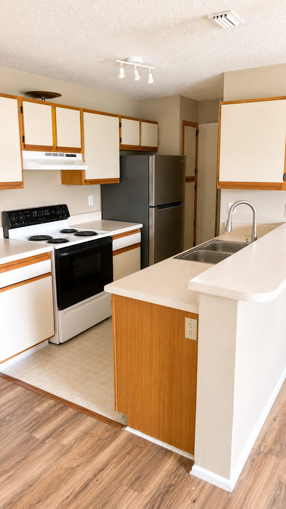 951 Salt Pond Place – photo 5
