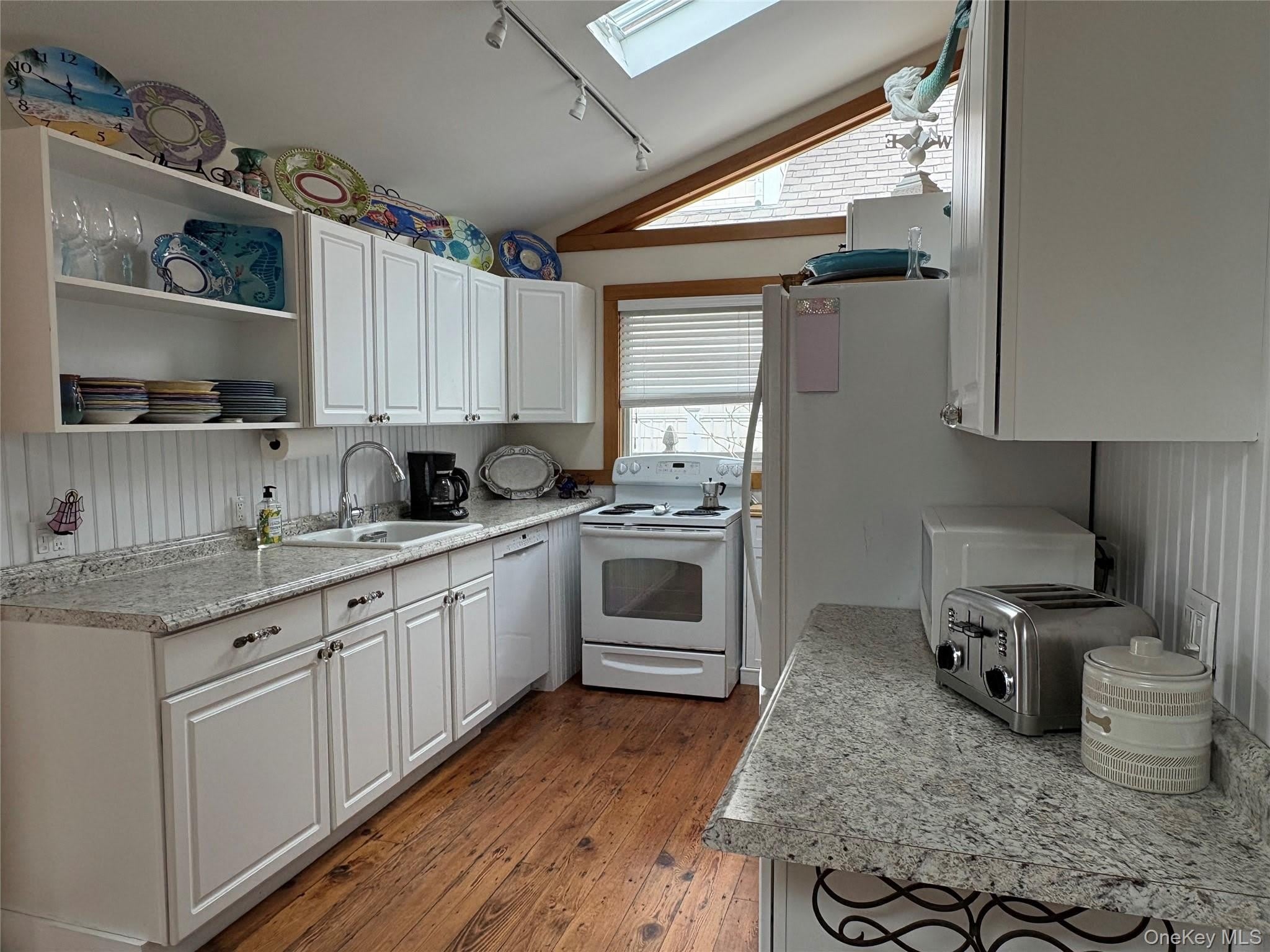 177 Wilmot – photo 2