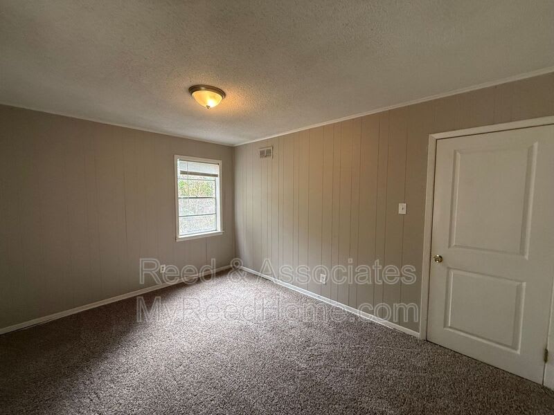 4210 Kerwin Drive – photo 5