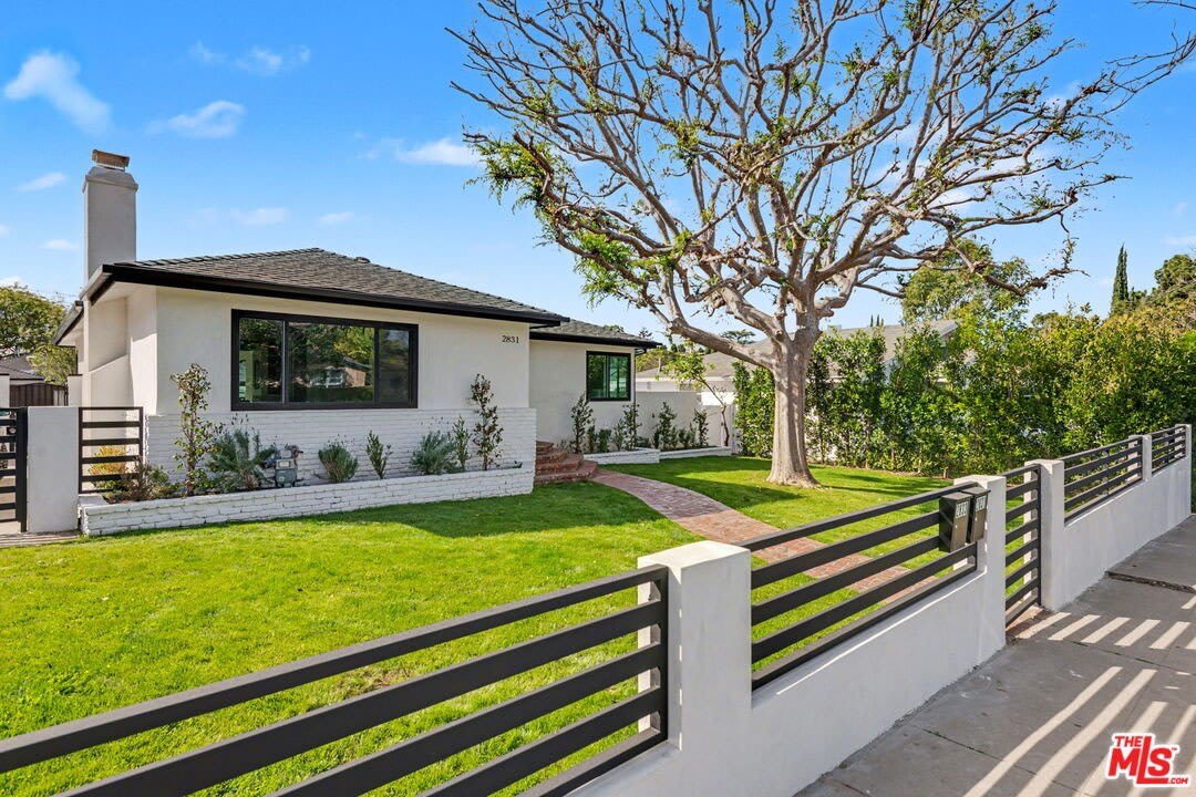 2831 Overland Ave – photo 1