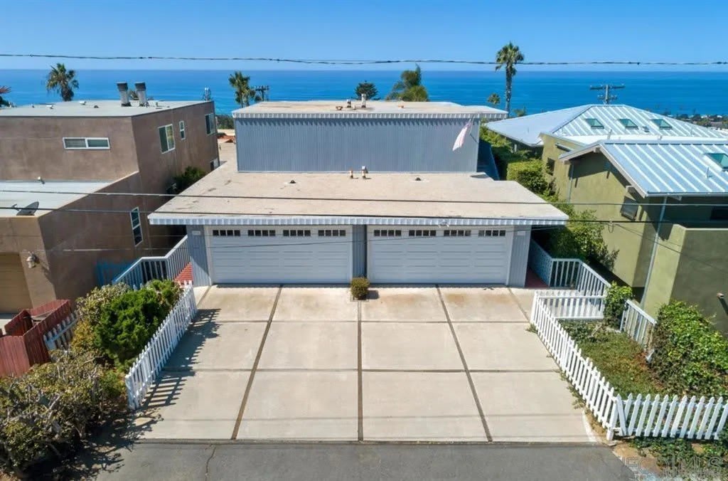 2212 Edinburg Ave – photo 2