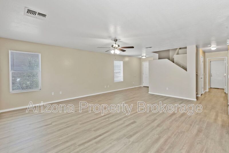 31567 N Cactus Dr – photo 5