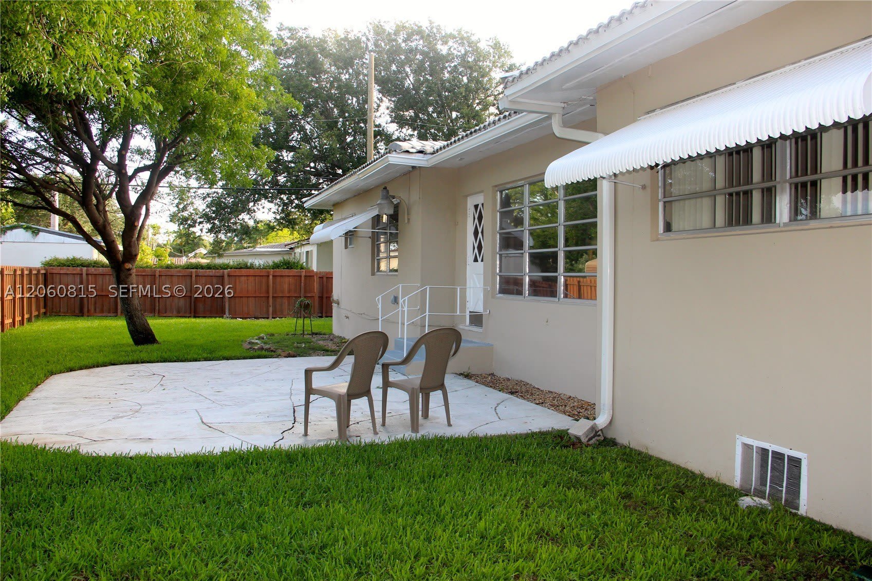 70 Hammond Dr – photo 5