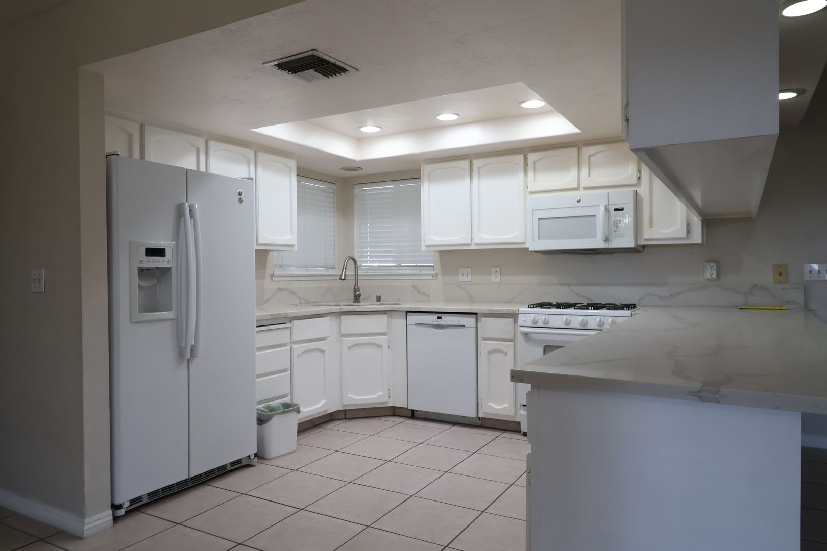 528 S Sorrel St – photo 4