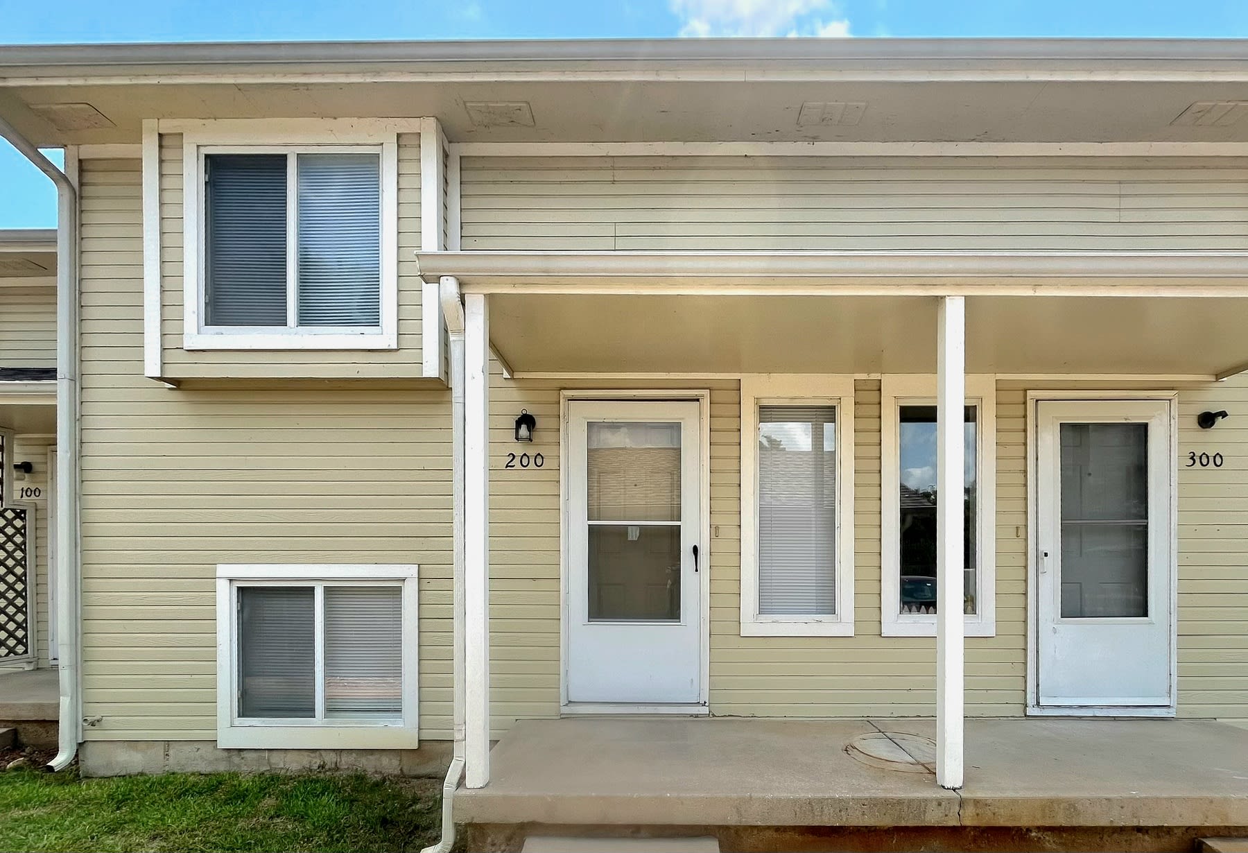 5544 S. Gold St. – photo 2
