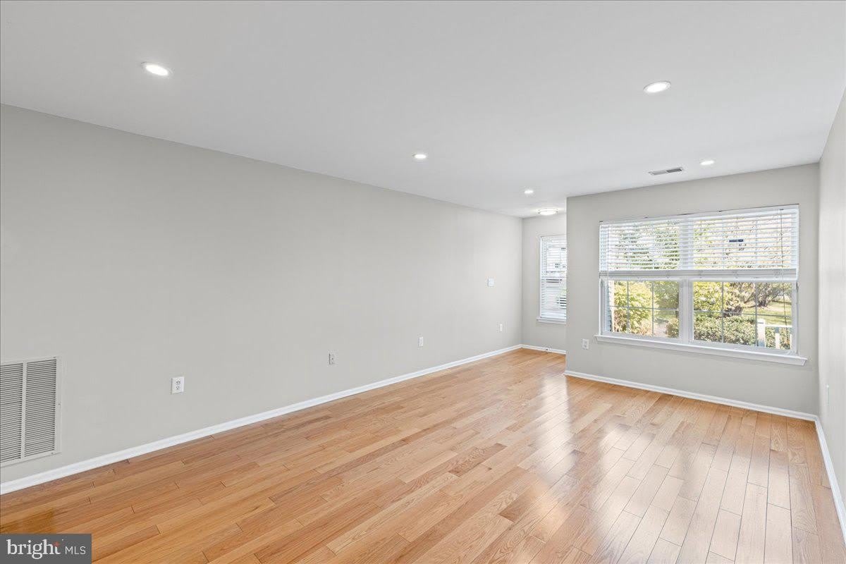 302 WELLINGTON PARK DRIVE – photo 5