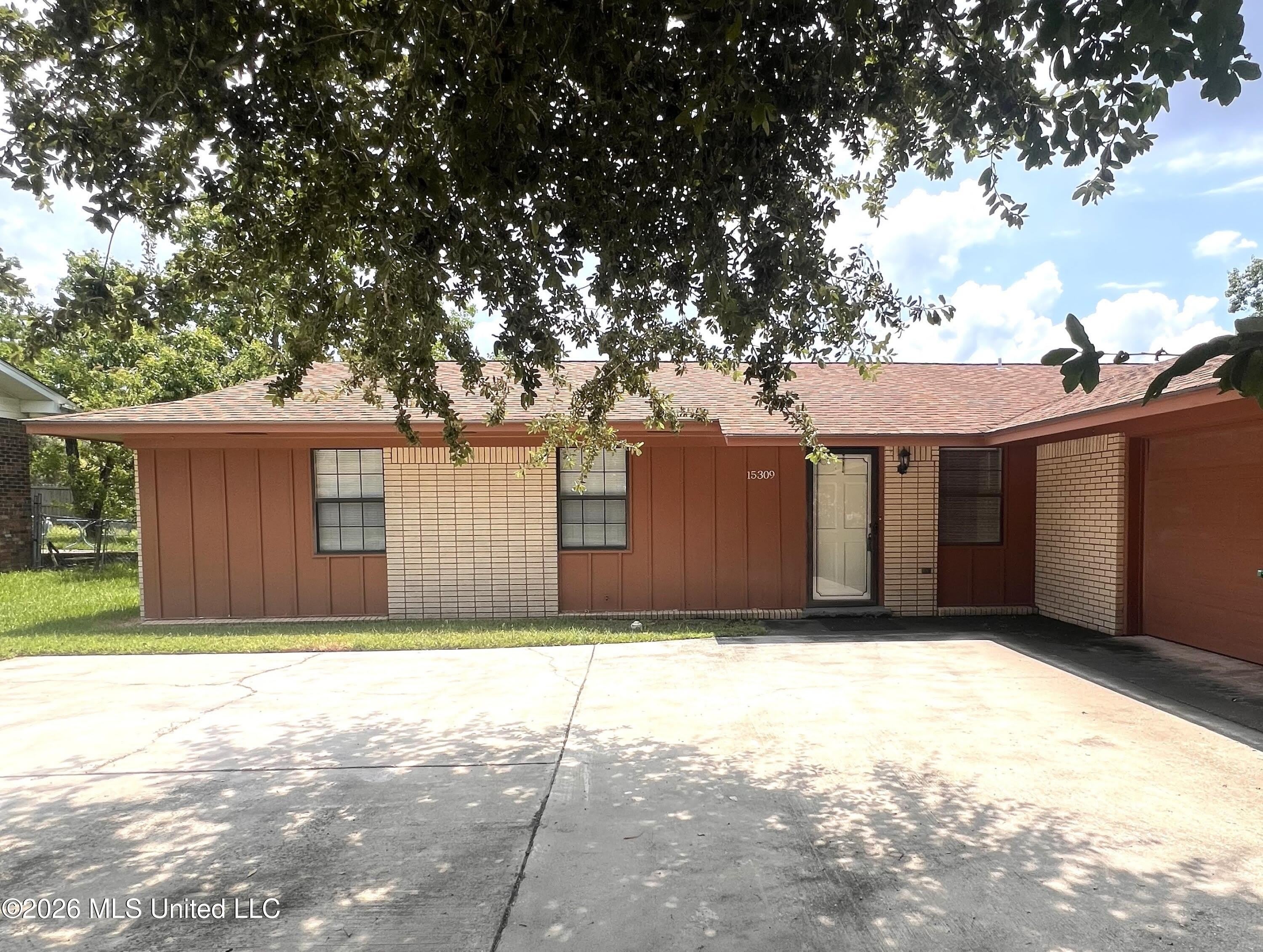 15309-r Royal Street – photo 2