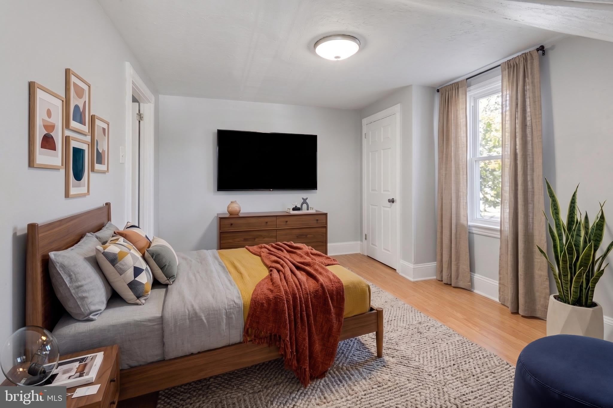 158 Montgomery Avenue – photo 2