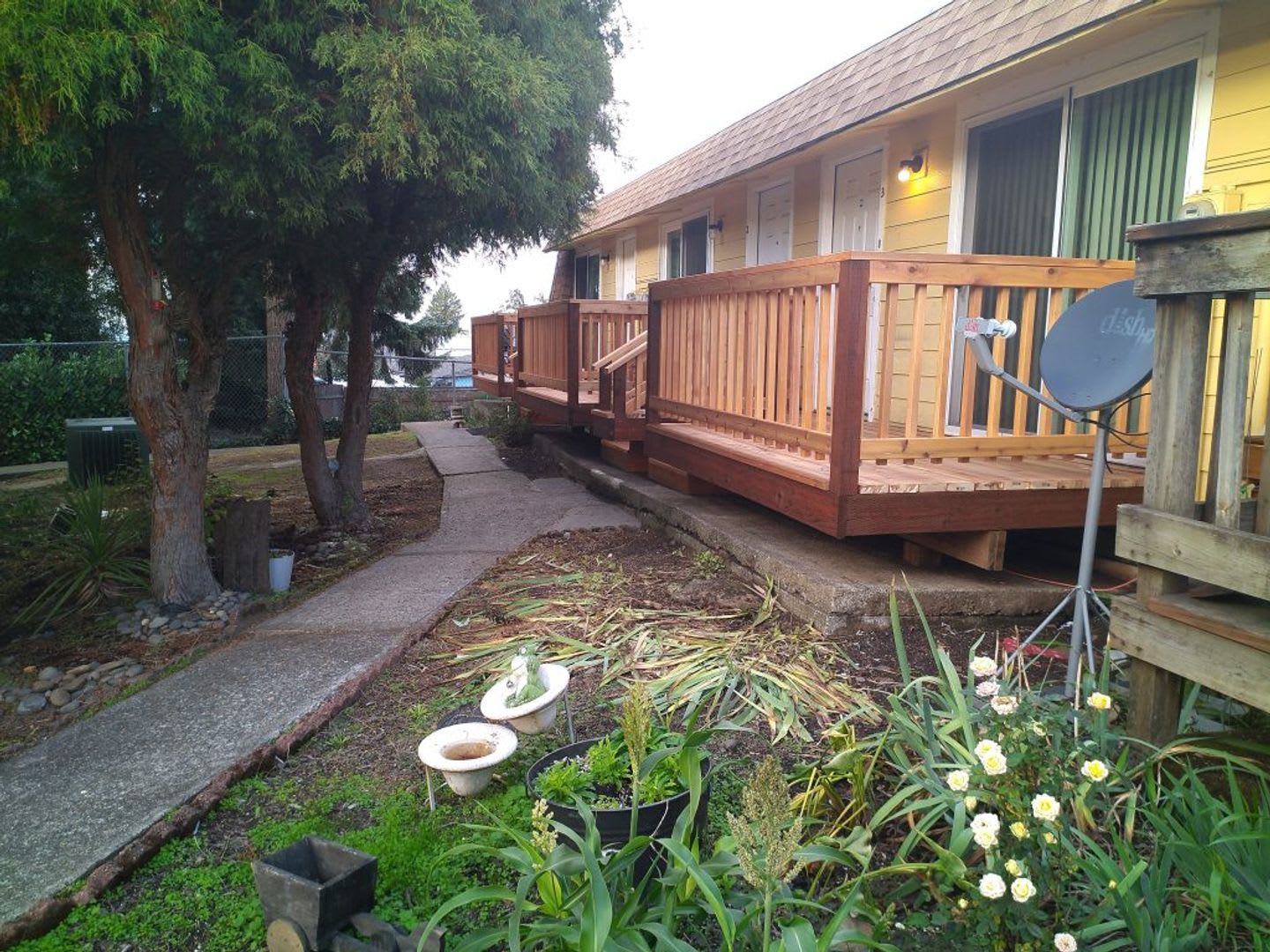 PLEASANT HILL APARTMENTS – photo 3