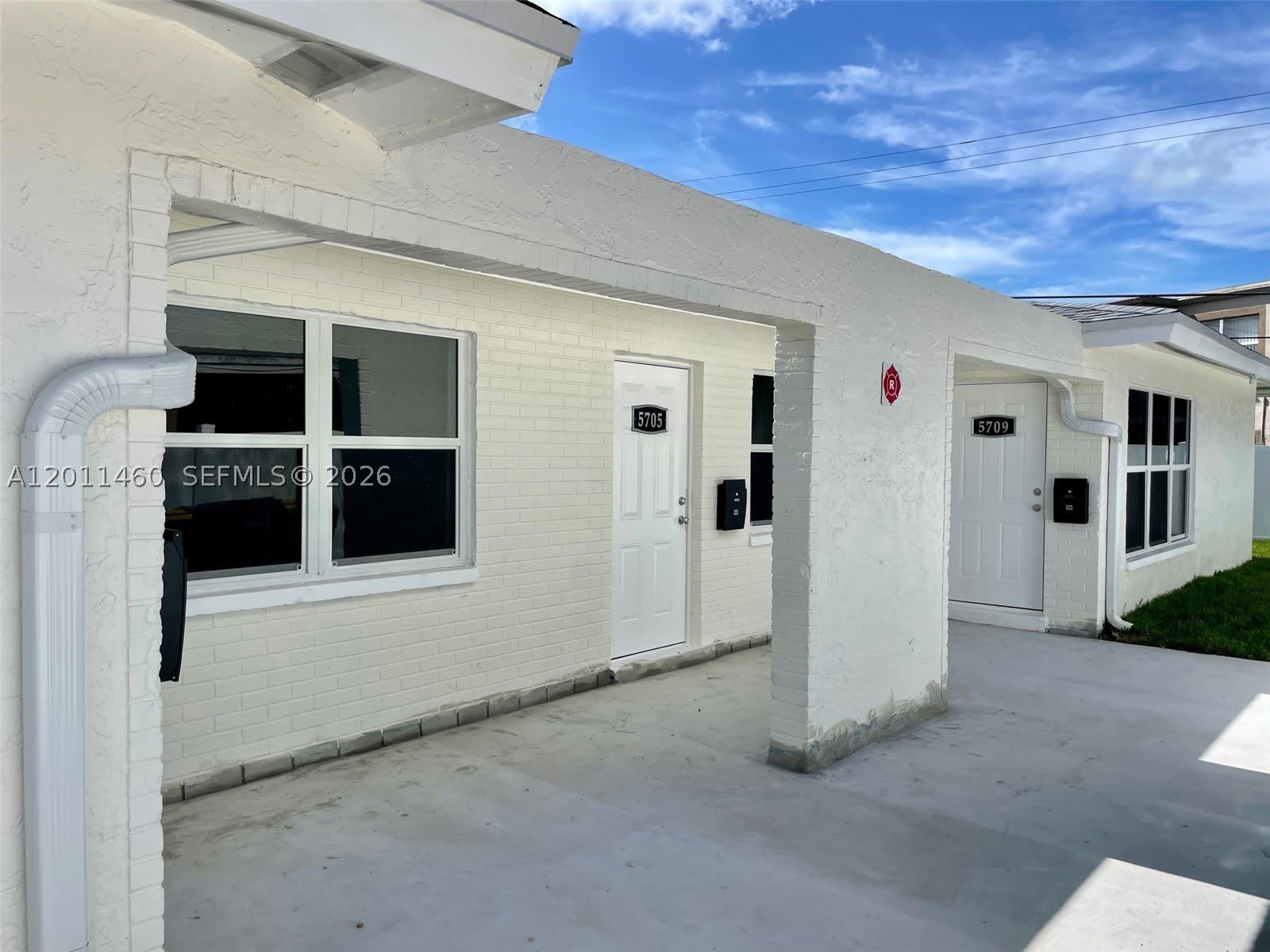 5711 NW 28th St – photo 4