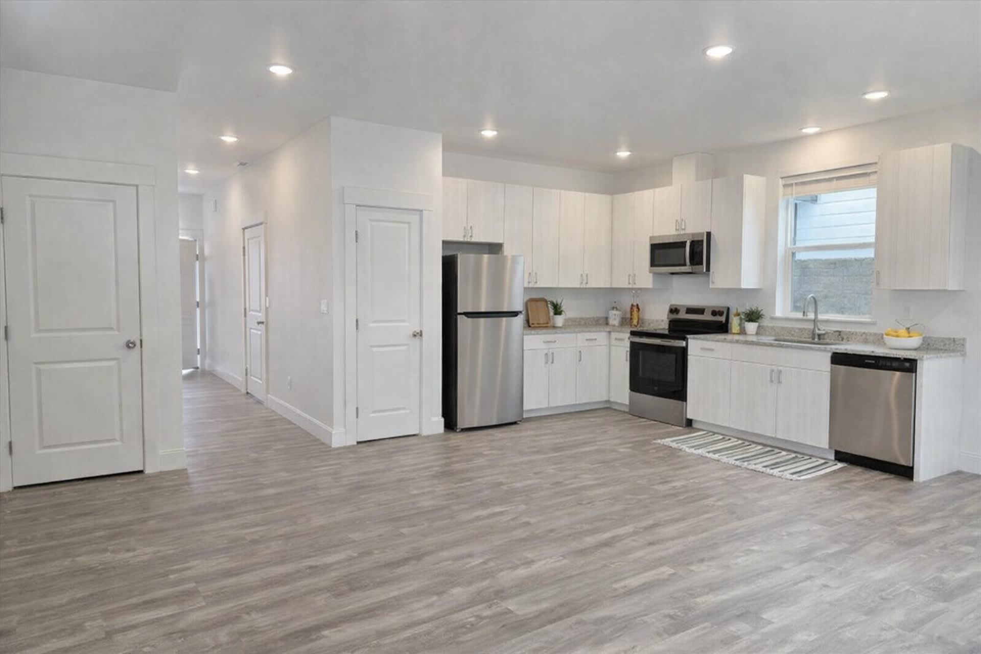 The Townes At Mill End 1 Month Free When You Sign A 15 Mo Lease Brand New Townhome In The Desirable Southridge Area – photo 5