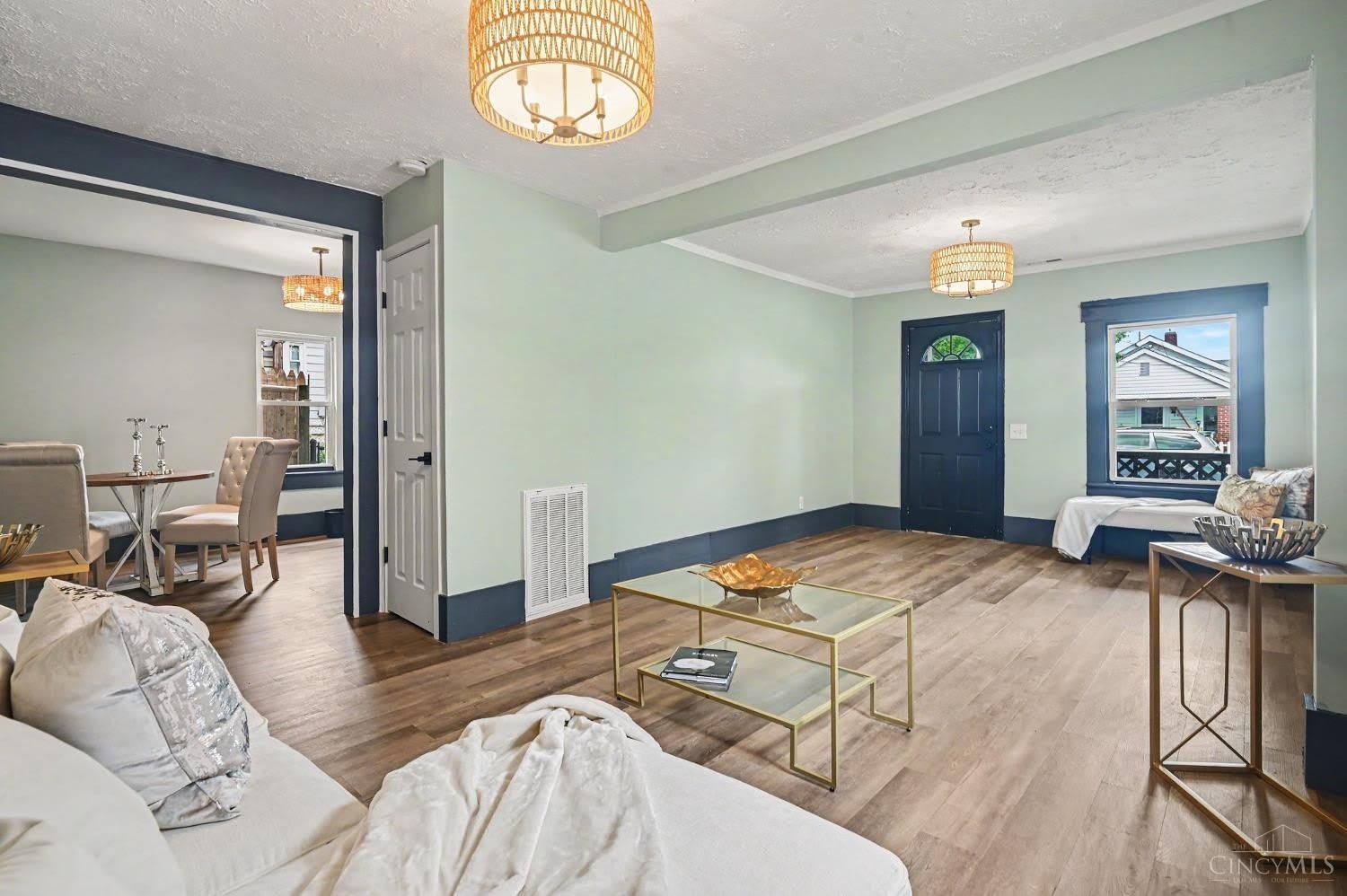 1103 Hunt Avenue – photo 3