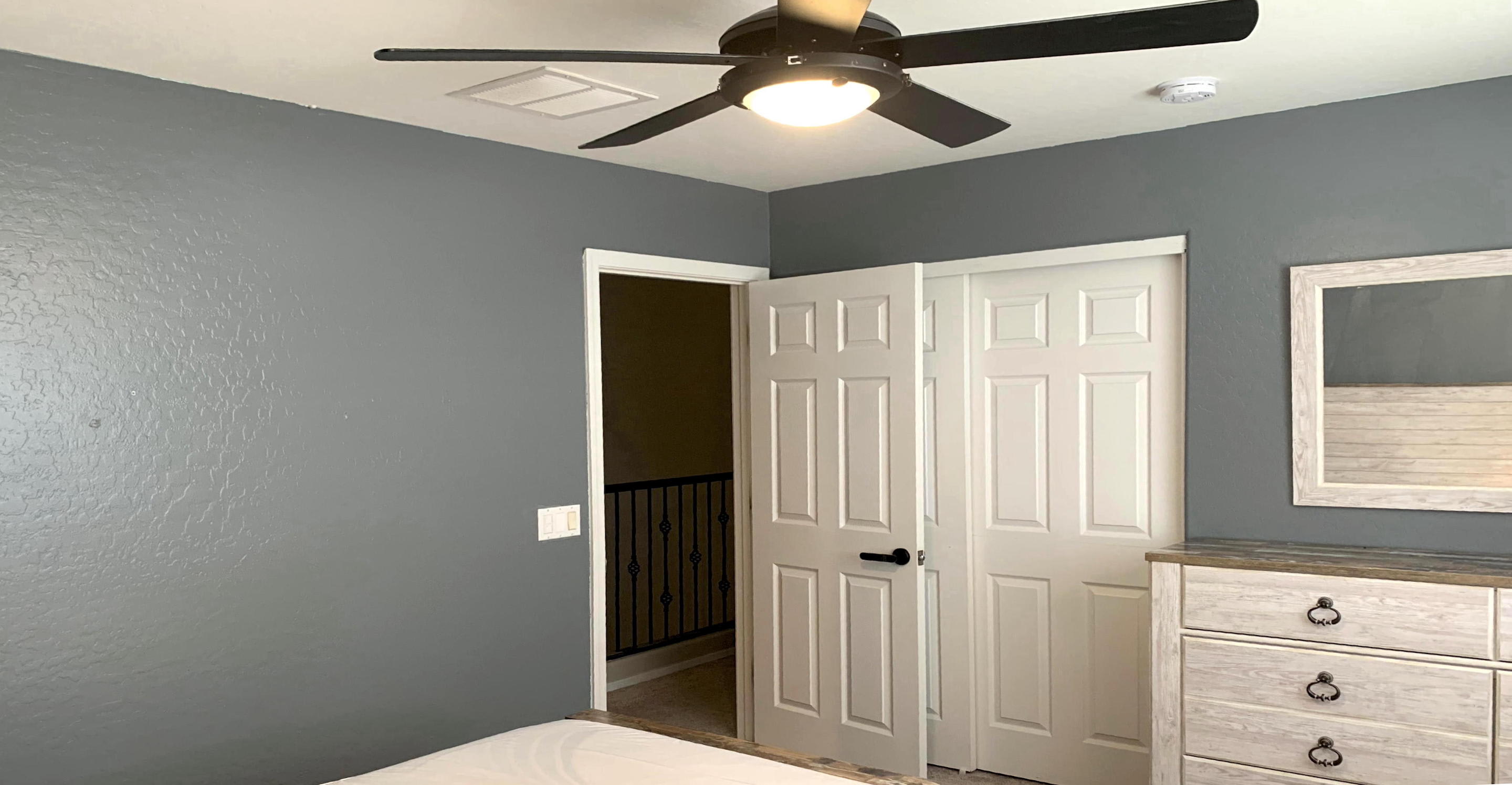 15046 W Sells Dr – photo 3