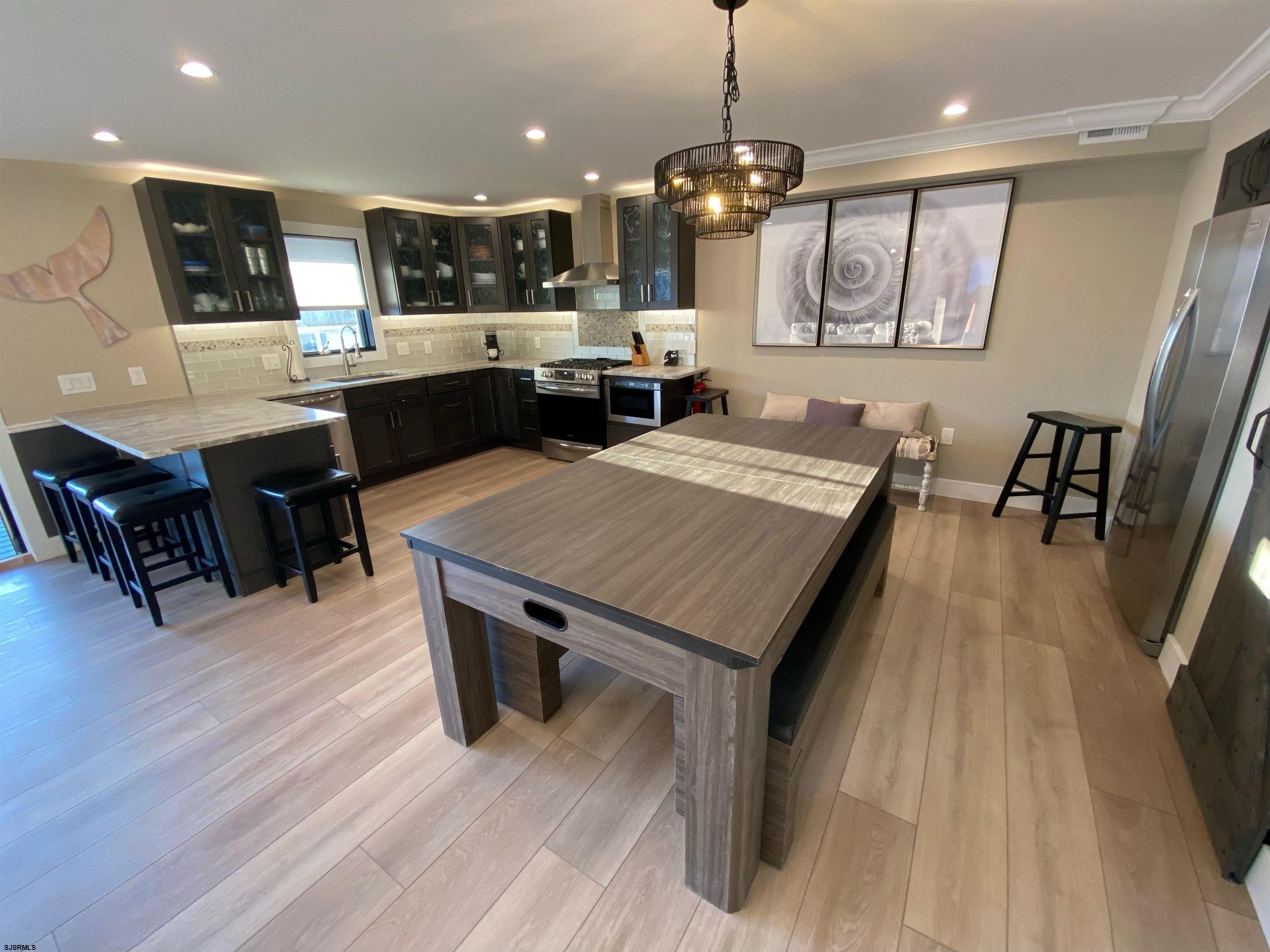 203 E Evans Blvd – photo 5