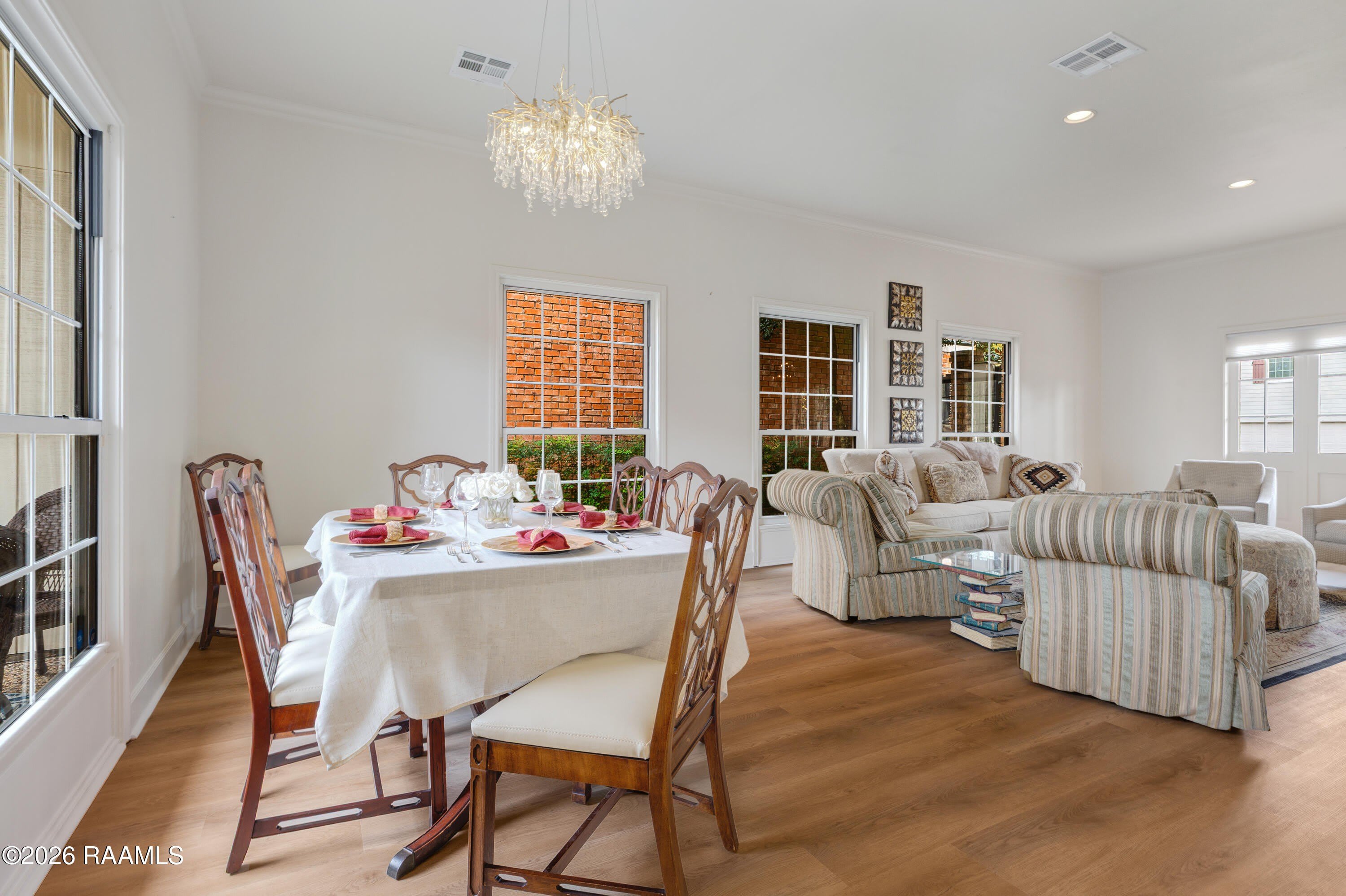 13 Heatherstone Drive – photo 5
