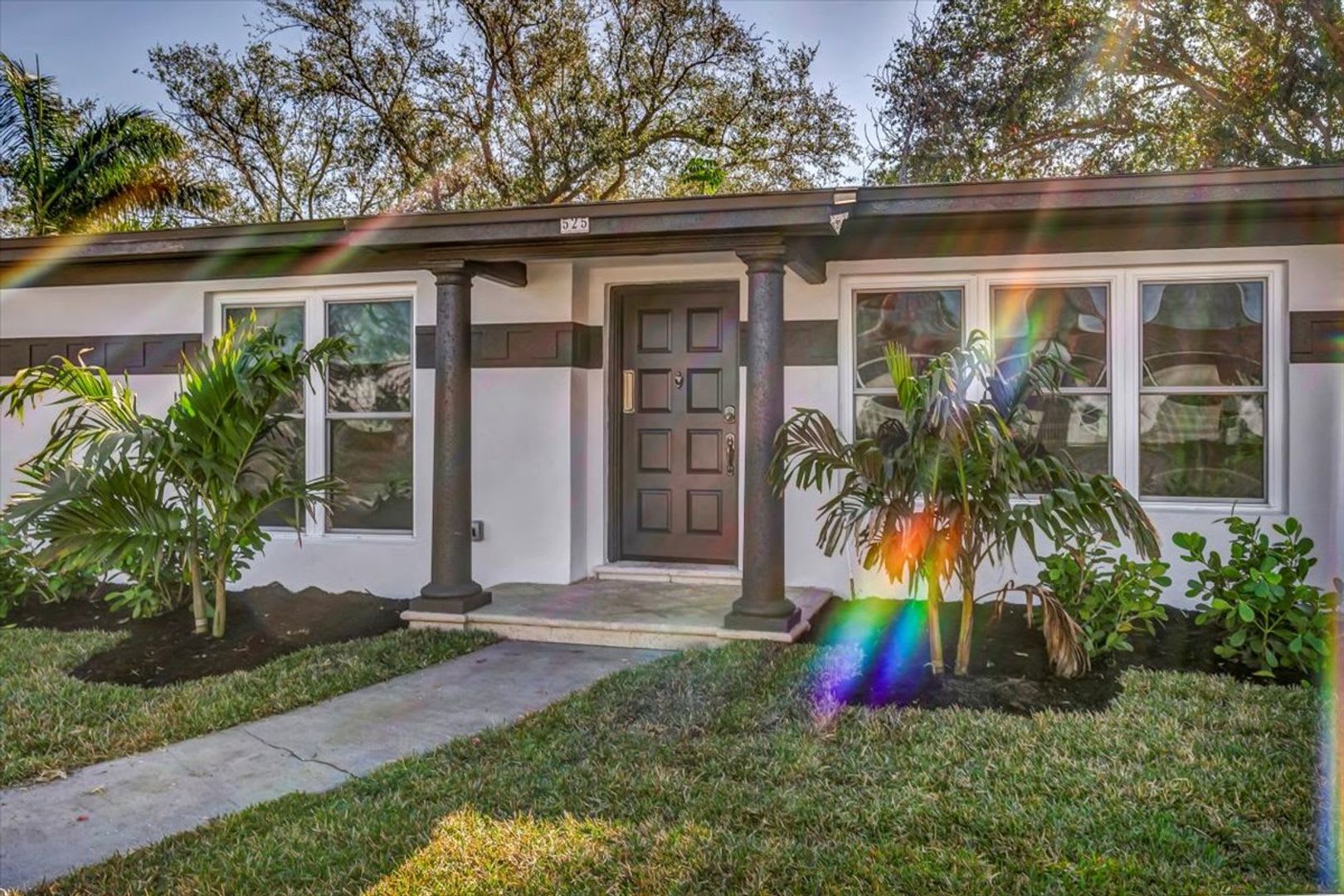 Fully Remodeled Snell Isle Luxury Home – photo 3