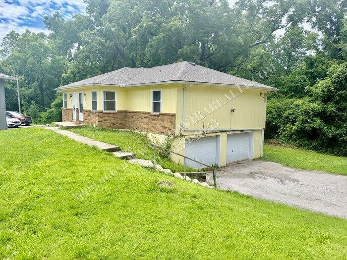 2330 North 75th Terrace – photo 4