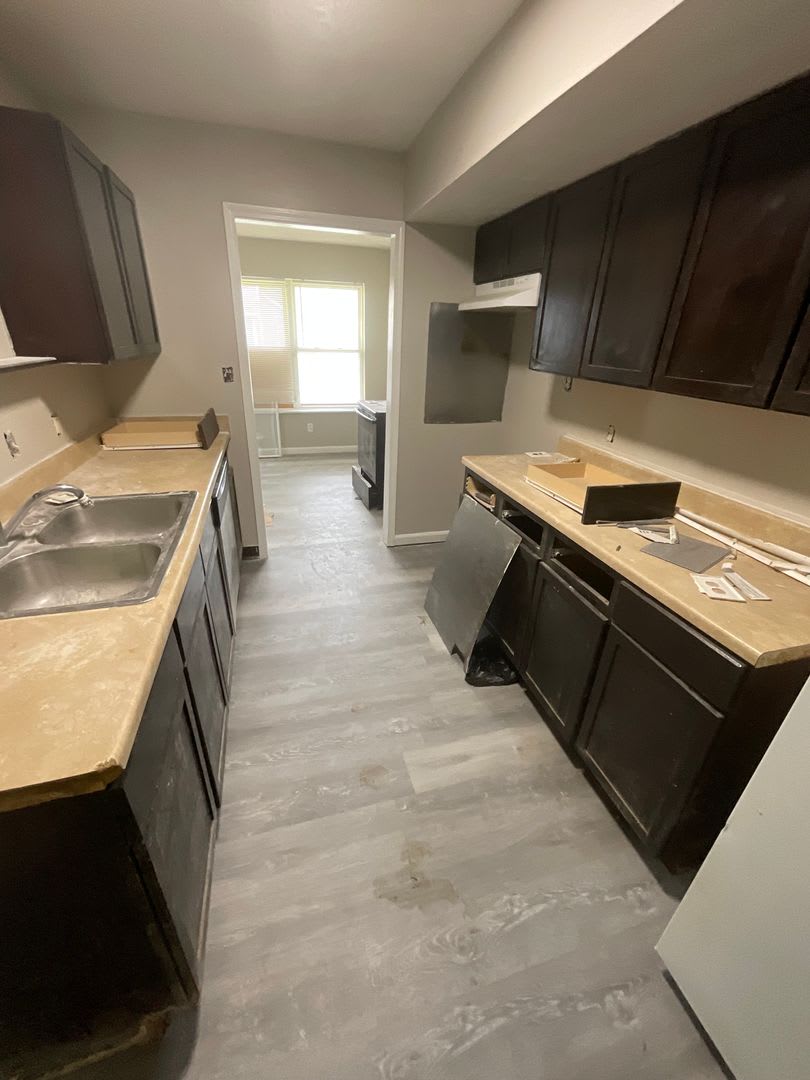 Newly Renovated 3 Bedroom 1.5 Baths – photo 5
