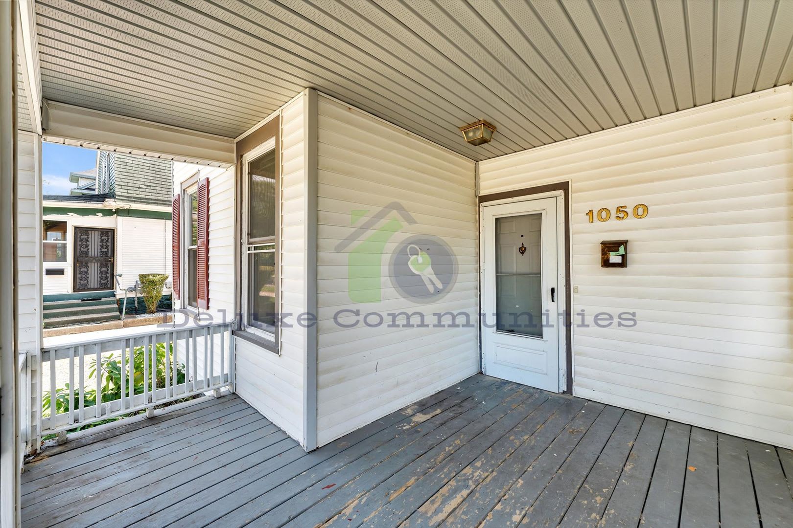 3 Bedroom Eastown Home! AVAILABLE NOW! – photo 3