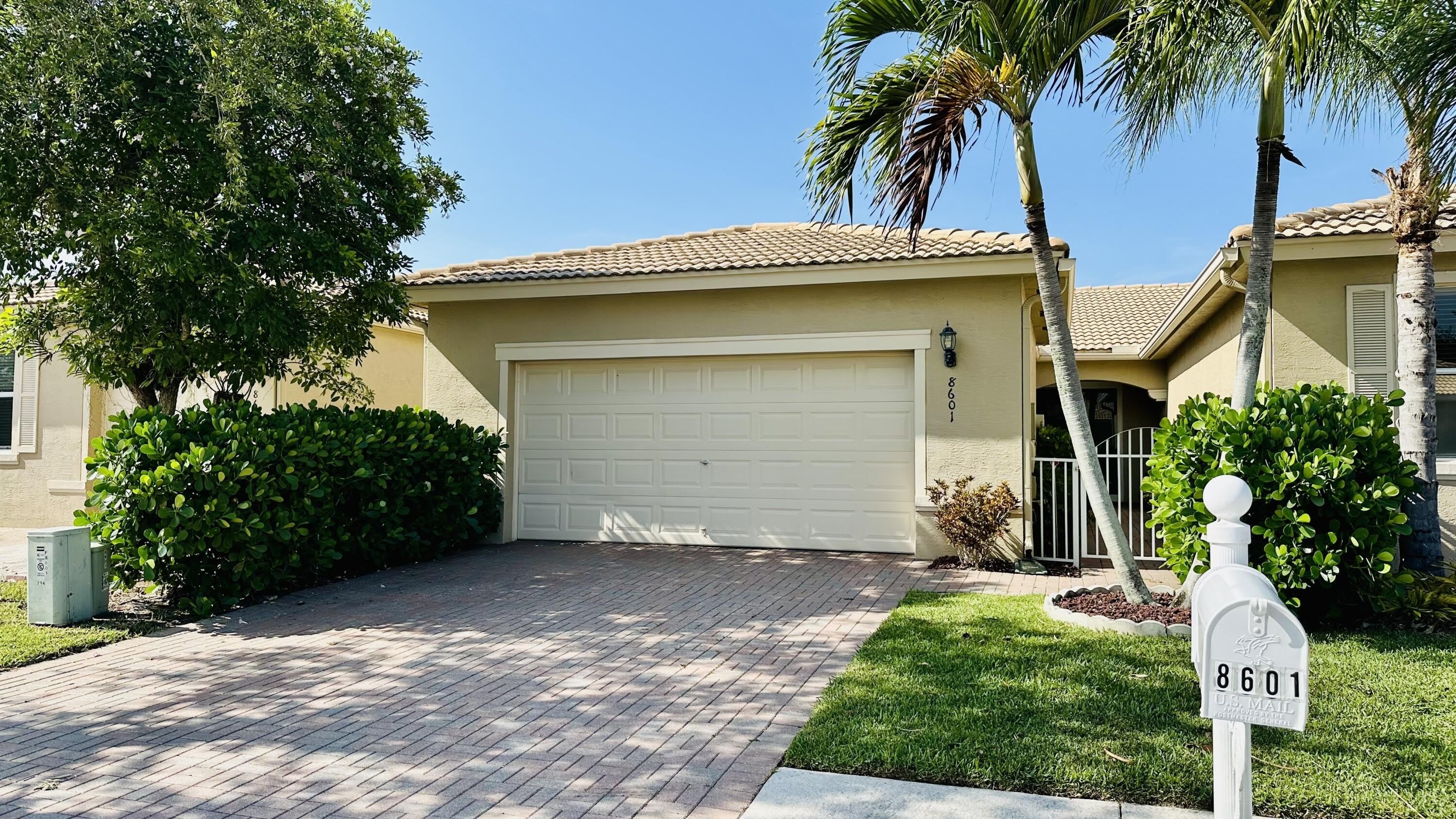 8601 Mangrove Cay – photo 2