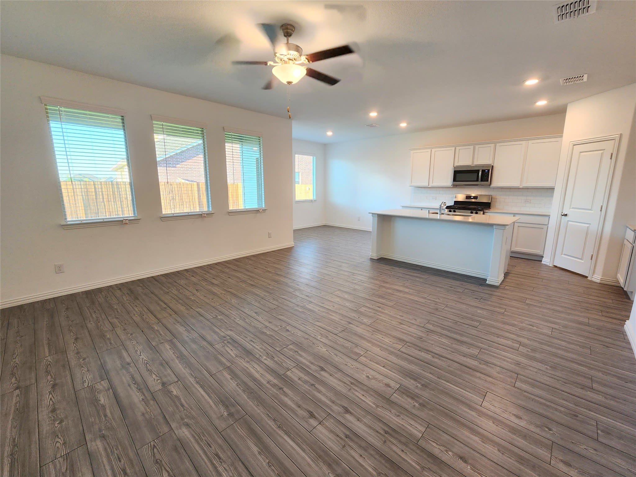 1202 Smoketree Lane – photo 5