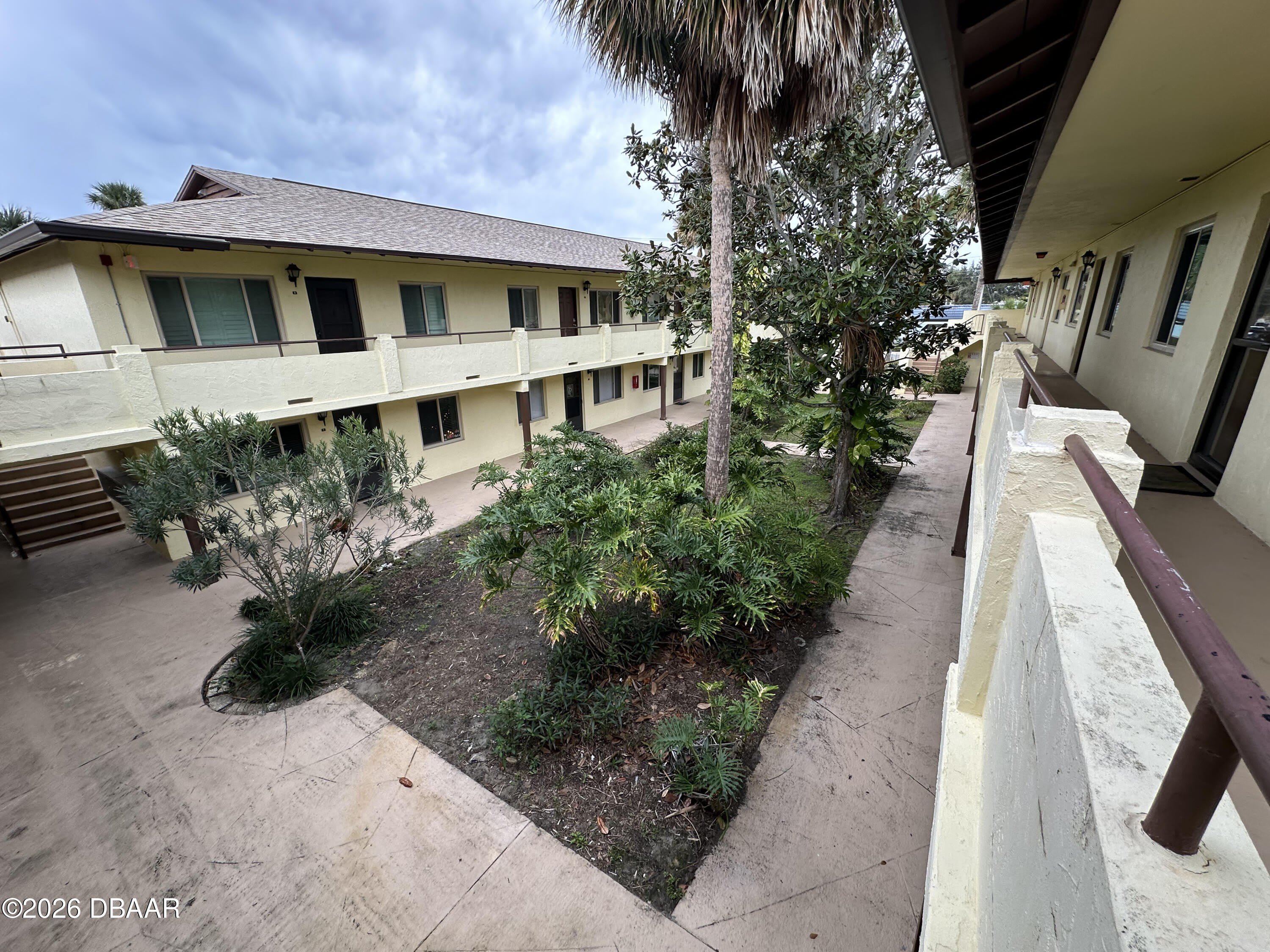 400 Oakridge Boulevard – photo 4