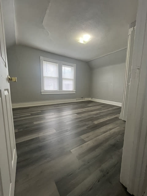 124 Seventh St – photo 1