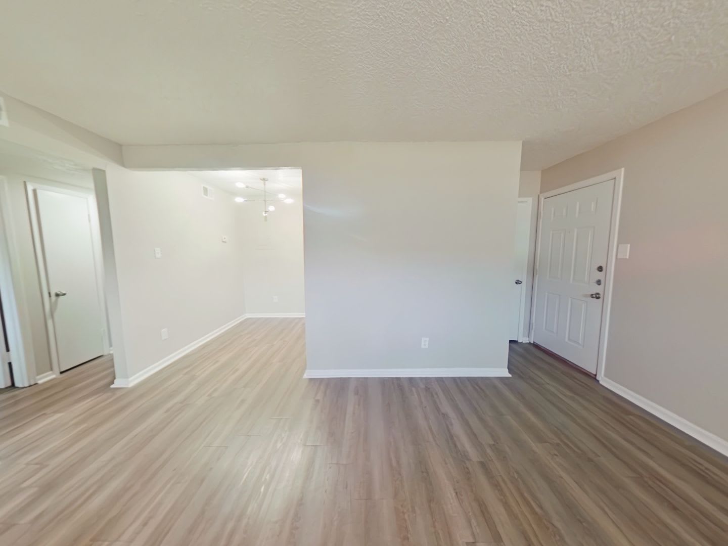 Westlake Apartments – photo 2