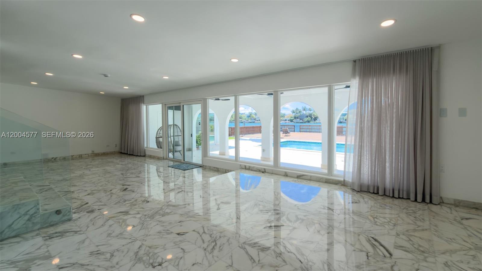 1690 Daytonia Road – photo 3
