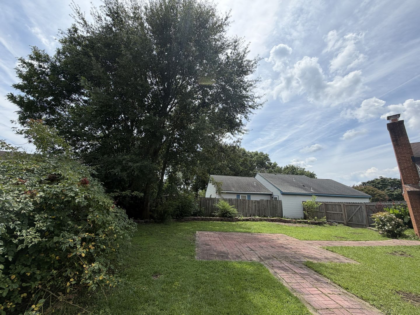 3 BEDROOM RANCH STYLE HOME – photo 4