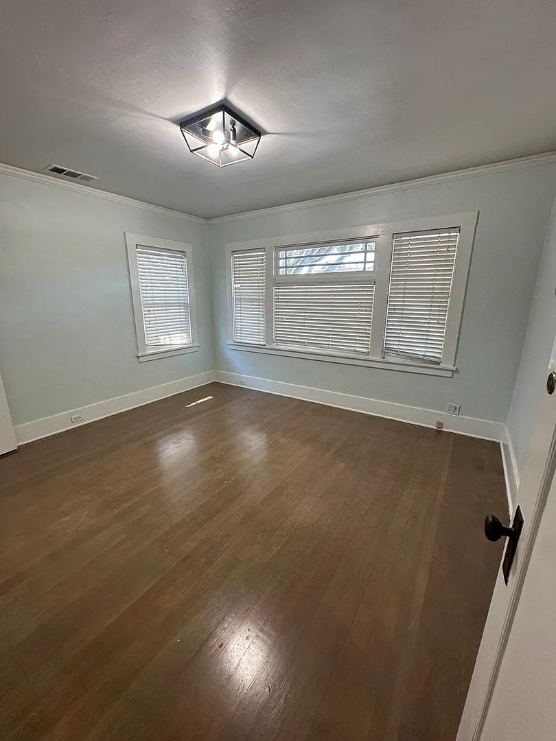 Charming Restored Historic Home in Downtown SLO (Groups Welcome) – photo 2