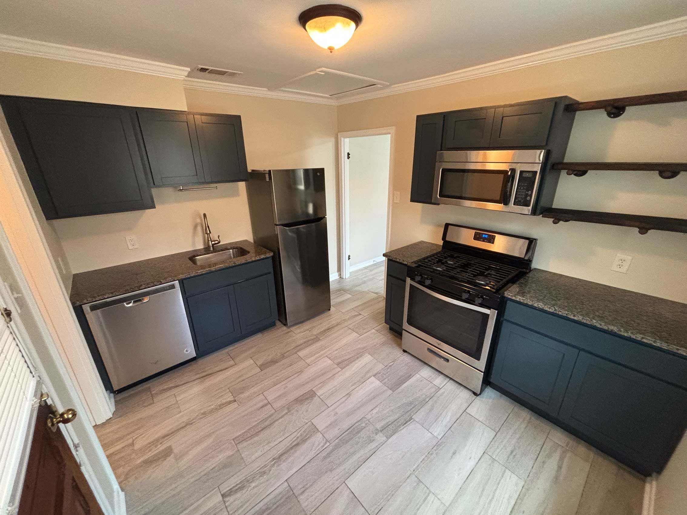 7471 Hurst Street – photo 5