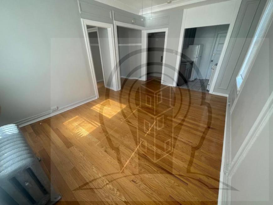 1371 W Estes Ave – photo 1