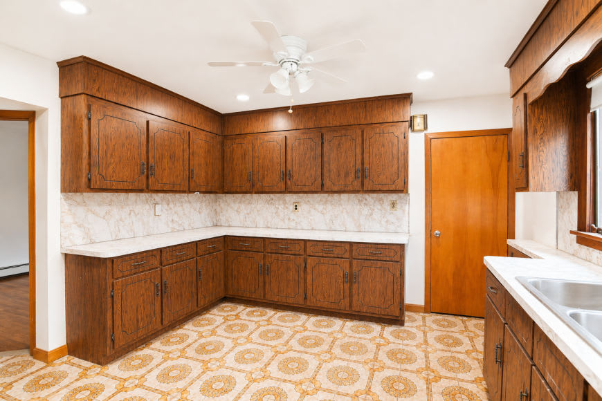 53 Sycamore St. – photo 5