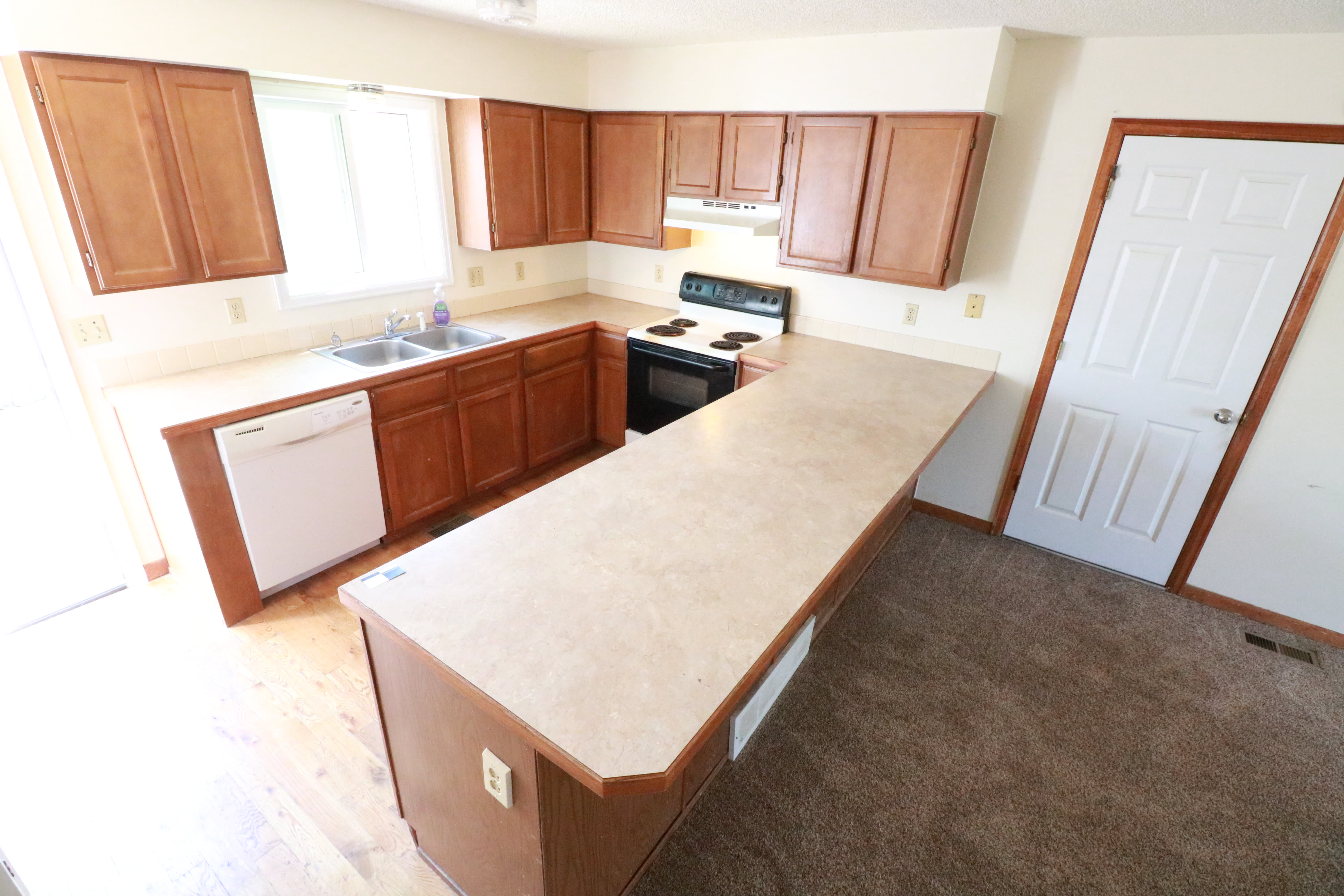 725 W Cannon Pl – photo 3