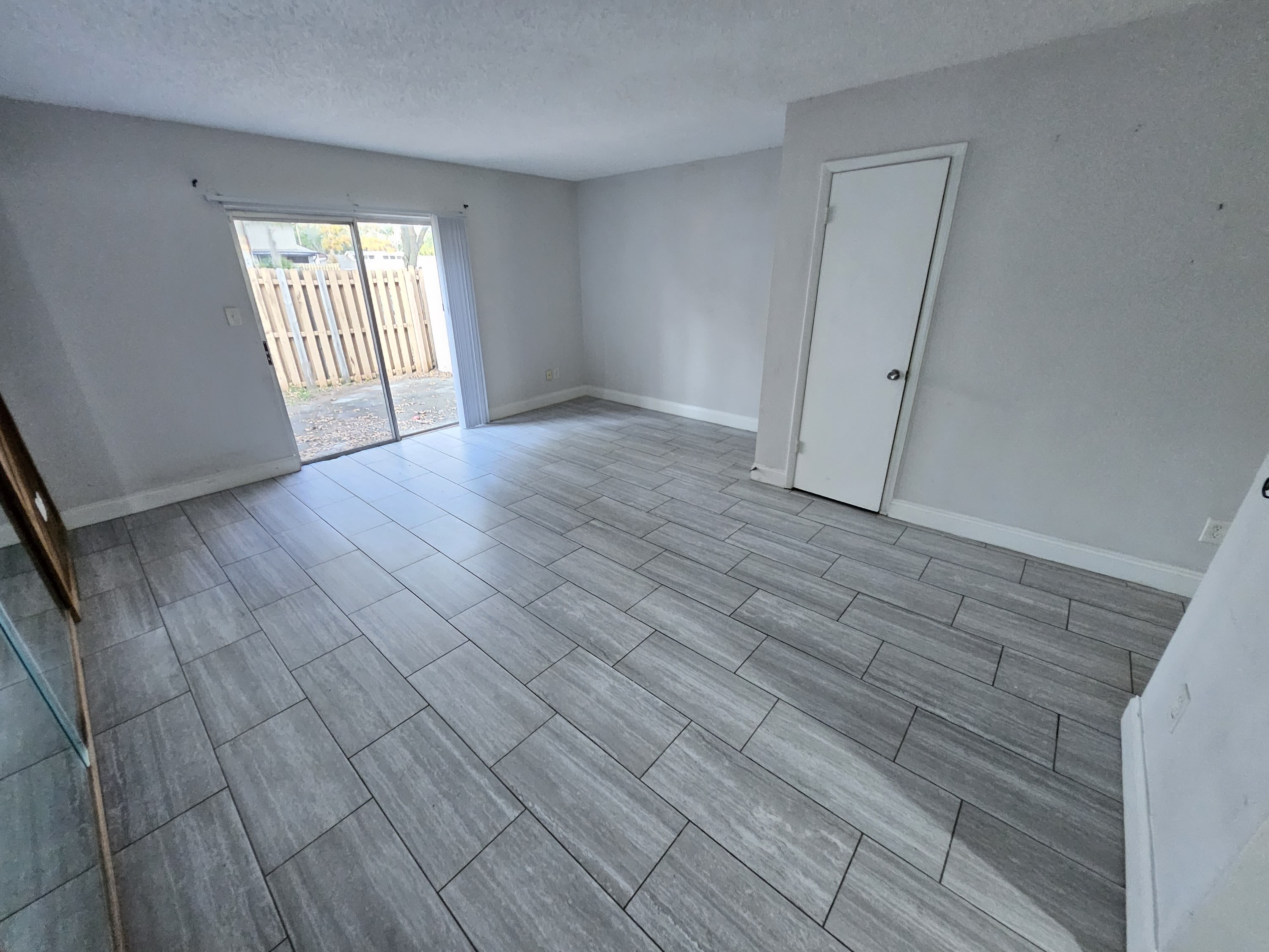 4825 Lighthouse Circle – photo 3